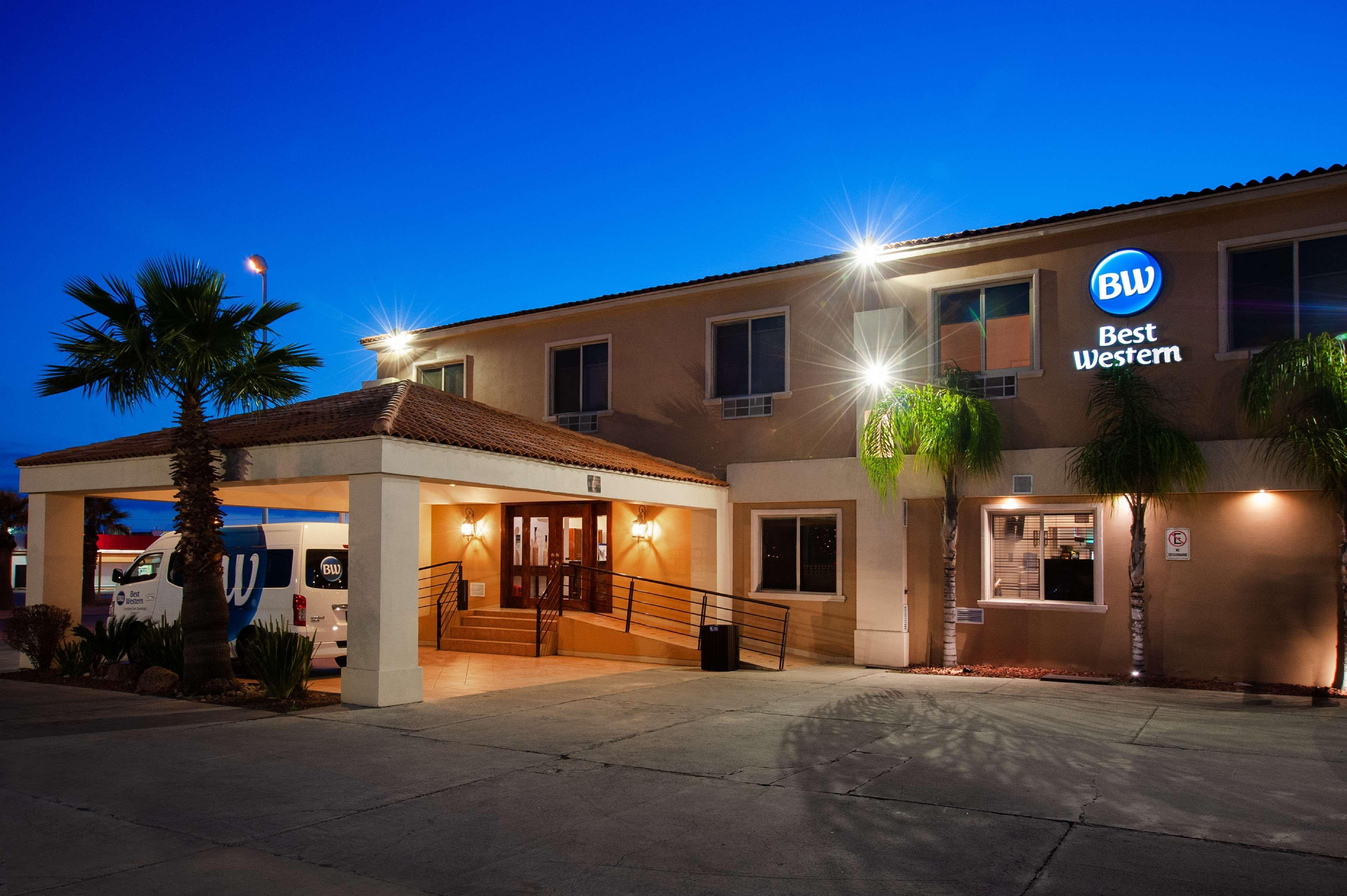 Best Western Plus Chihuahua Aeropuerto Exteriör bild