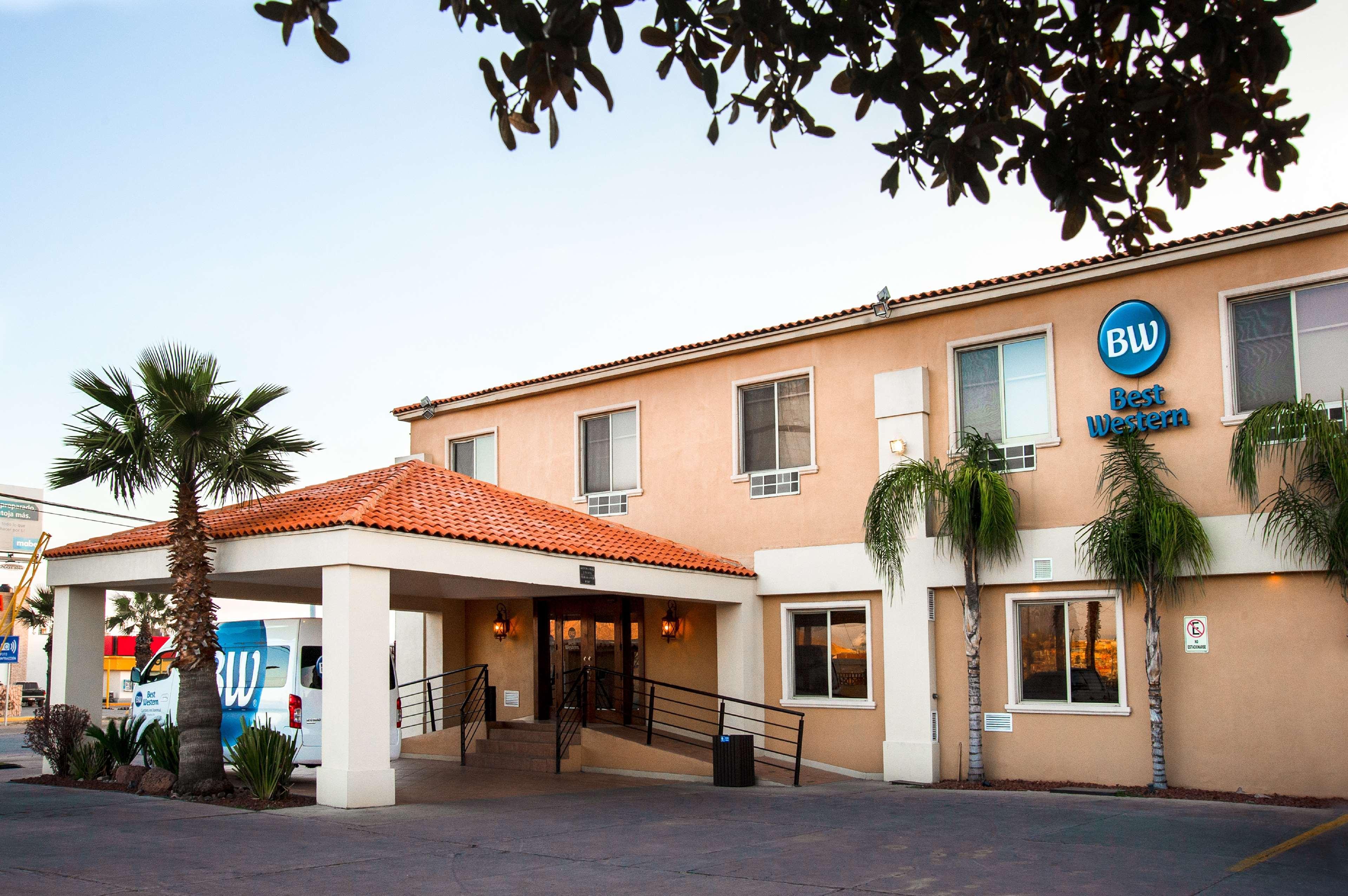 Best Western Plus Chihuahua Aeropuerto Exteriör bild